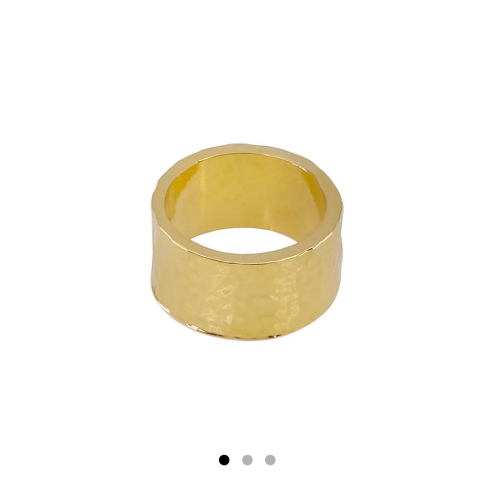 NEW Mayamar Bold Hammerred Ring